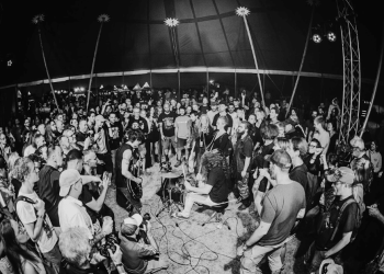 Quintana Dead Blues eXperience Return With Raw New Album Ashes as French Rock Duo Embrace a Heavier Sound