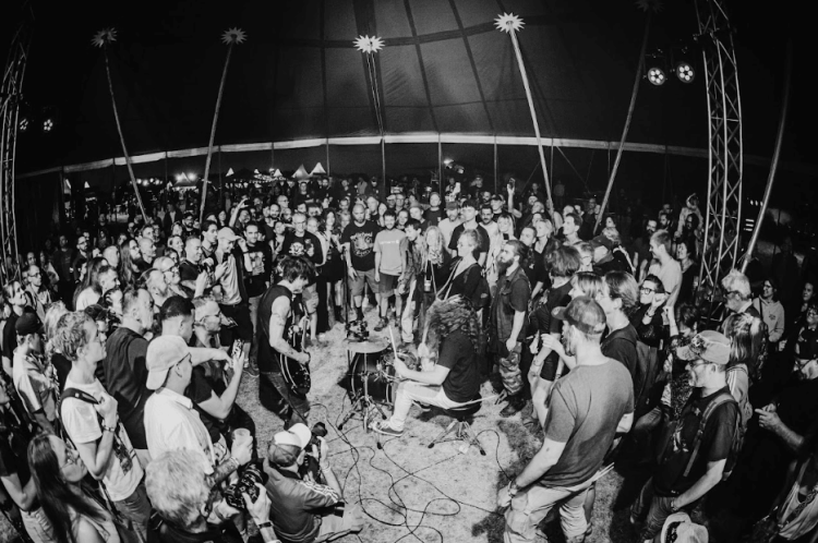 Quintana Dead Blues eXperience Return With Raw New Album Ashes as French Rock Duo Embrace a Heavier Sound